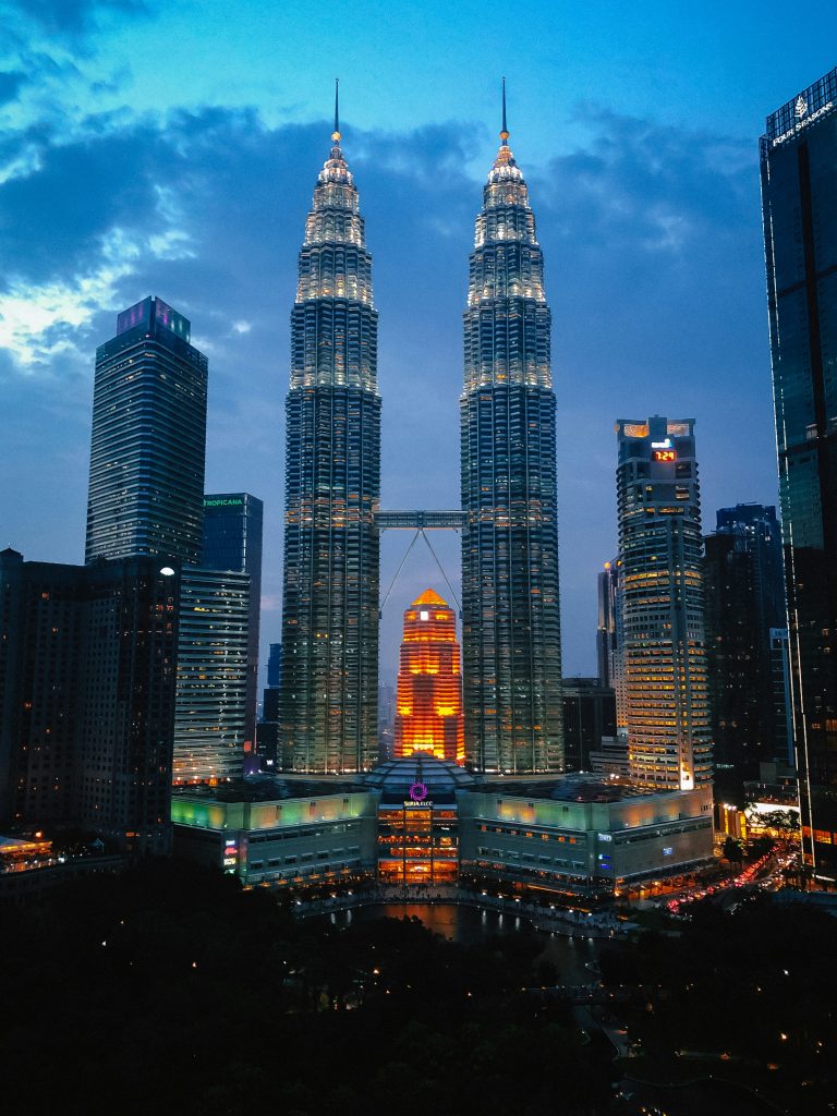 Malaysia Unveils AI Blueprint to Drive Investment, Productivity and Industrial Growth